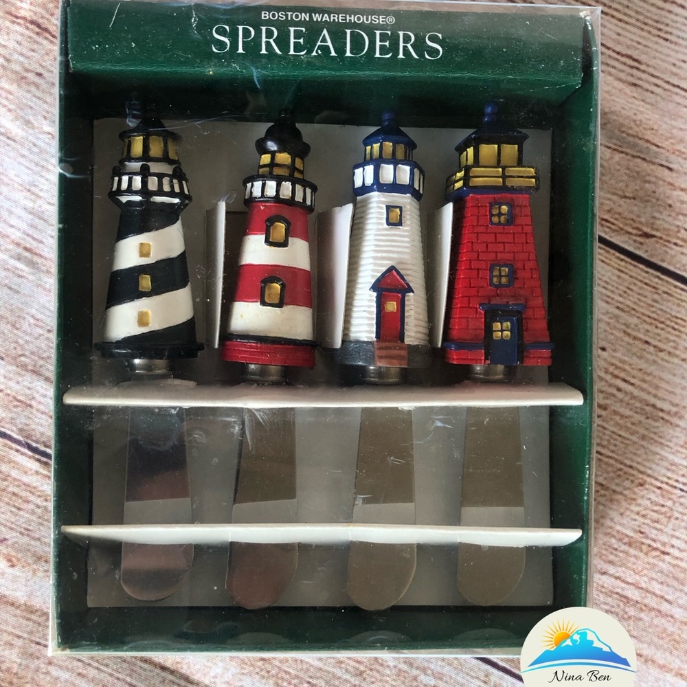 Vintage 1995 Boston Warehouse Lighthhouse spreader set of 4 new.